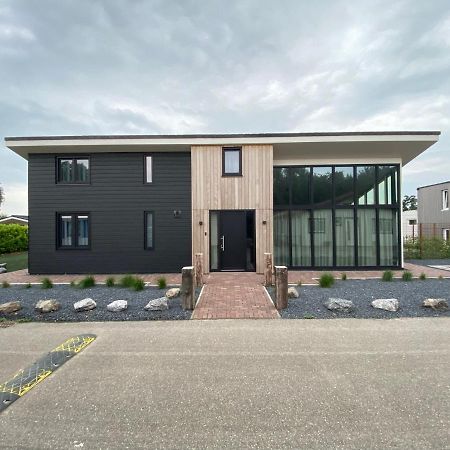 Maison Jolie Sint Annaland Exteriör bild
