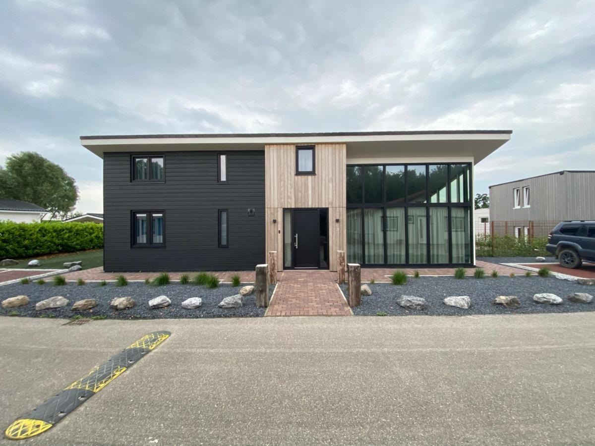 Maison Jolie Sint Annaland Exteriör bild